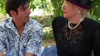 İpək kimi saçlı qız soyuq döşəməyə çırpıldı
